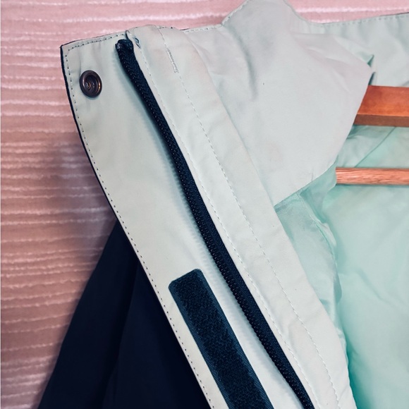 The North Face Women's Navy and Mint Shell Jacket Size XL - Picture 4 of 11